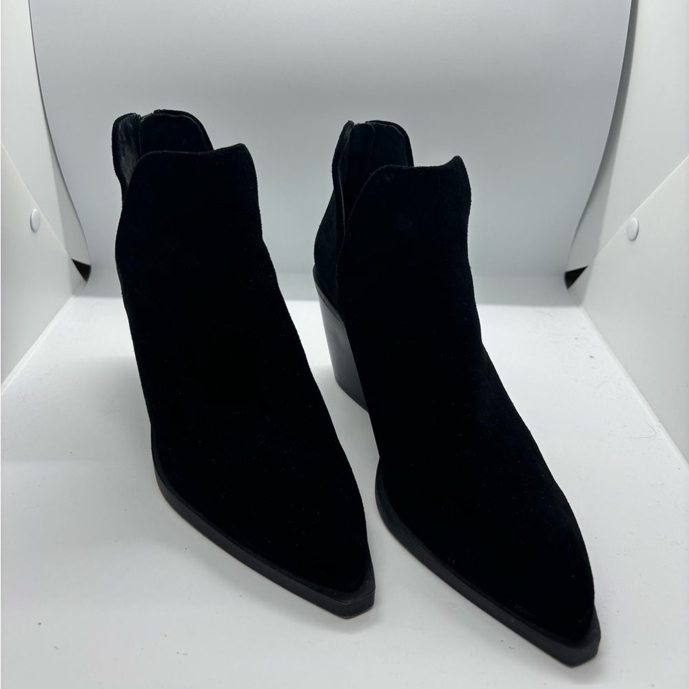 Vince Camuto VP-BIBESTIE Bootie